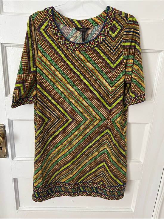 BCBGMaxAzria Dresses & Skirts - BCBGMaxAzria "Ania" Multicolor Mini in "Golden Canary Combo" - Women's Sm, EUC